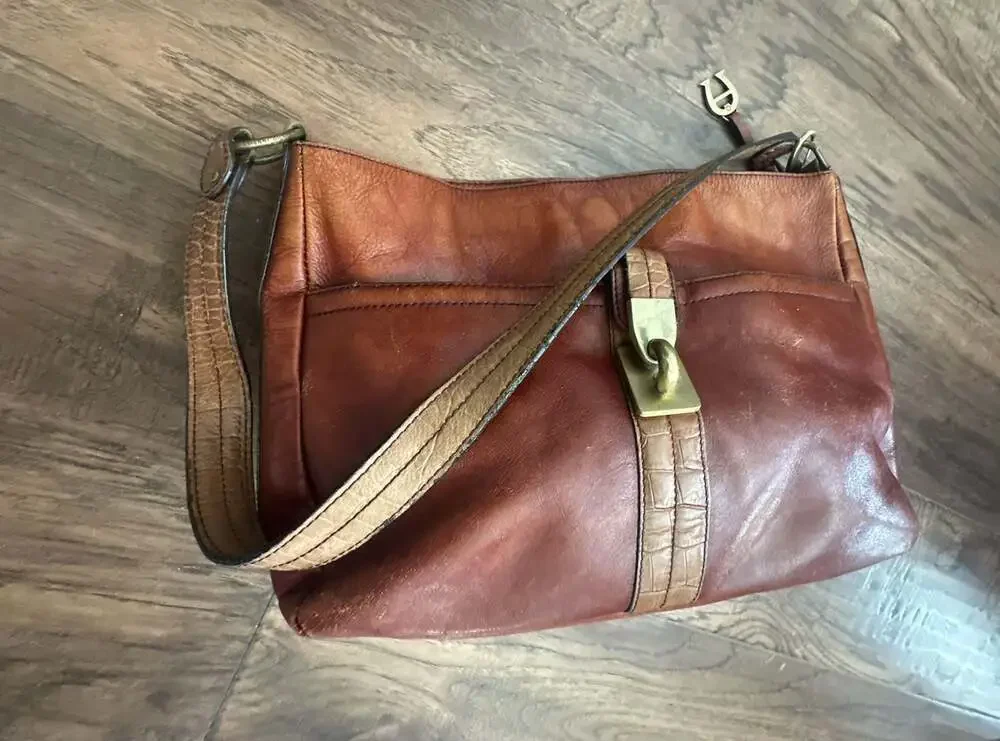 Etienne Aigner Vintage Brown Leather Hobo Shoulder Bag with Gold-Tone Hardware